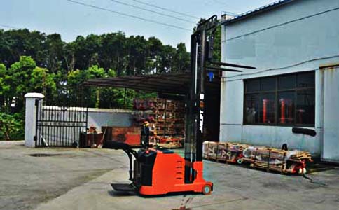 沈陽(yáng)前移式電動(dòng)叉車(chē)出租,高位2噸-沈陽(yáng)興隆瑞